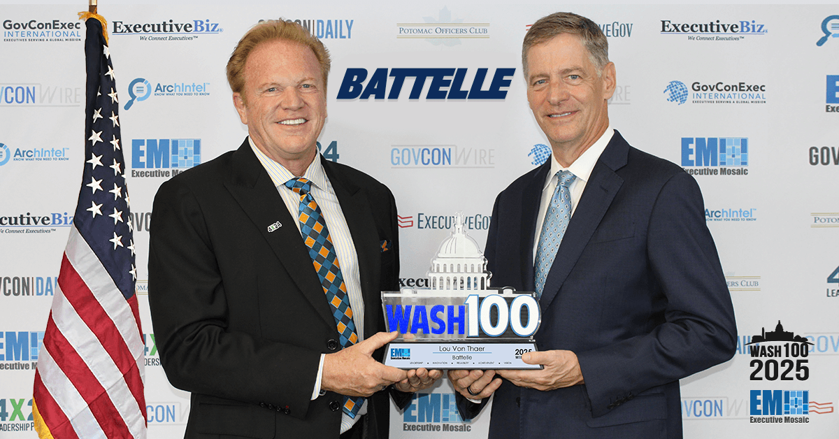 Battelle President and CEO Lou Von Thaer and Executive Mosaic CEO Jim Garrettson meet